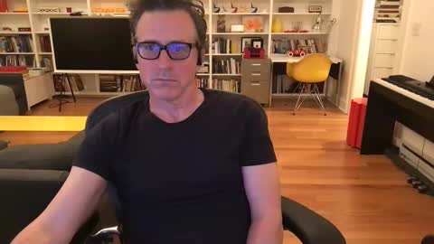 Skyline3371 online show from 10, 10, 2025