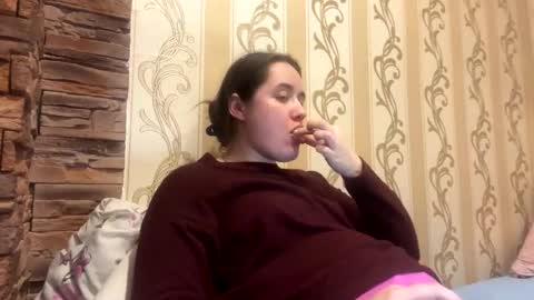 skyressie333 online show from 28, 2, 2025