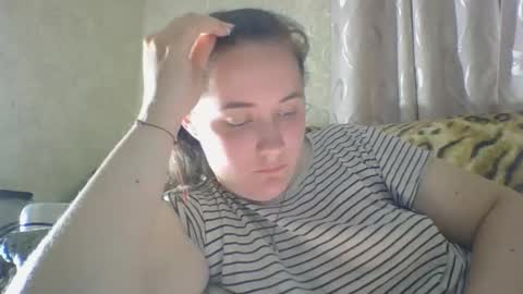 skyressie333 online show from 1, 6, 2026