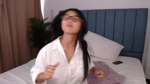 Snapshot of skytime96 chatting on 8, 5, 2026 Sky online show from 8, 5, 2026