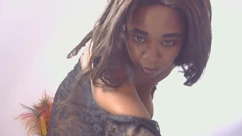 Snapshot of skyy_brown chatting on 5, 2, 2025 Bella online show from 5, 2, 2025