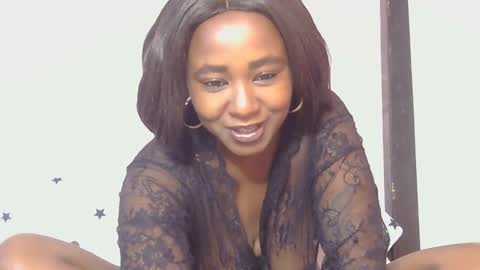 Snapshot of skyy_brown chatting on 19, 2, 2025 Bella online show from 19, 2, 2025