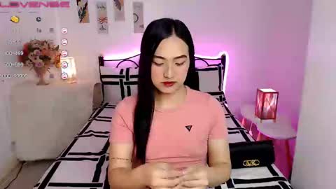 Queen Cyrine online show from 15, 1, 2025