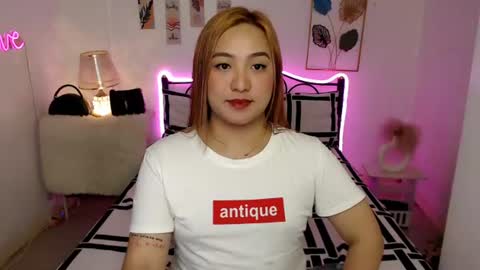 Queen Cyrine online show from 10, 6, 2026