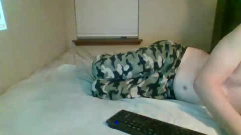 slaveboi_90 online show from 15, 1, 2026