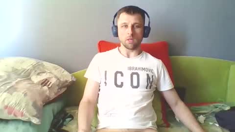 Snapshot of slaveboy32bi chatting on 5, 4, 2026 slave boy perwers bdsmFEMDOM online show from 5, 4, 2026