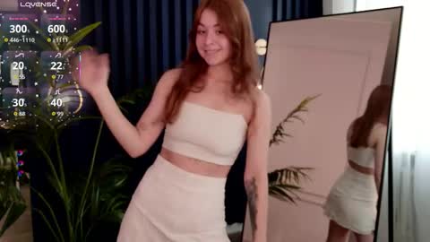 Snapshot of sleep__mode chatting on 19, 10, 2025 Suzye online show from 19, 10, 2025