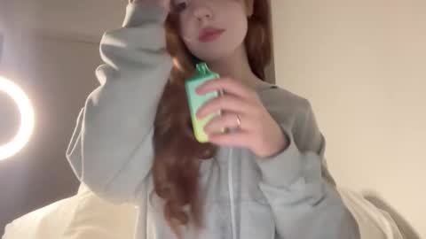Snapshot of sleepycode002 chatting on 21, 9, 2025 JoO online show from 21, 9, 2025