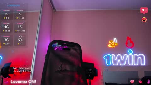 Slemgem Amy  friends online show from 5, 1, 2025