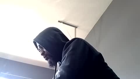 Snapshot of slickerthan12 chatting on 10, 2, 2025 BBC Hanging online show from 10, 2, 2025