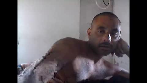 Snapshot of slickstre chatting on 27, 5, 2026 slickstre online show from 27, 5, 2026