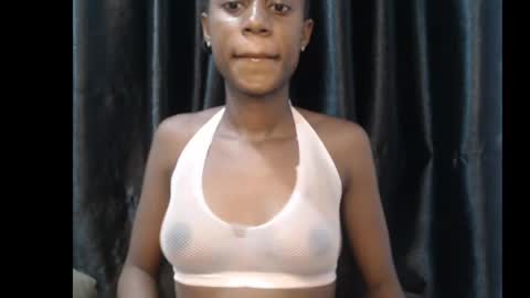 Snapshot of slim_candy12 chatting on 20, 5, 2026 Lily online show from 20, 5, 2026