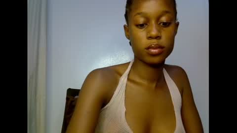Snapshot of slim_candy12 chatting on 25, 6, 2026 Lily online show from 25, 6, 2026