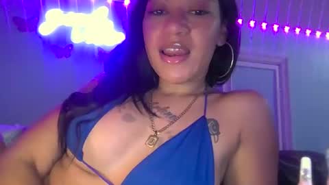 Slim citygurl online show from 11, 12, 2024