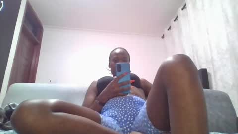 Snapshot of slim_l2 chatting on 2, 12, 2024 slim_l2 online show from 2, 12, 2024