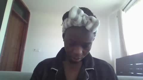 Snapshot of slim_l2 chatting on 15, 2, 2025 slim_l2 online show from 15, 2, 2025