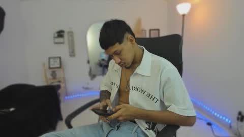 slim_master12 online show from 18, 1, 2026