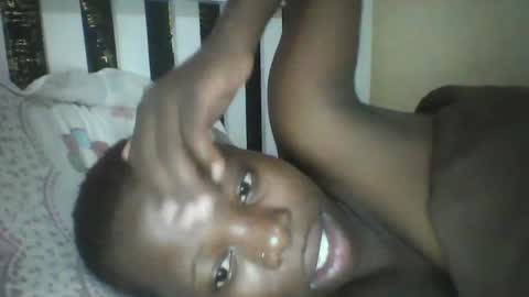 Snapshot of slim_petite_ebony chatting on 25, 12, 2024 slim_petite_ebony online show from 25, 12, 2024