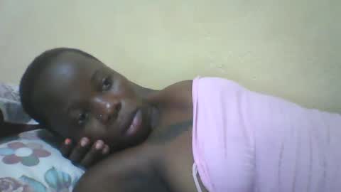 Snapshot of slim_petite_ebony chatting on 22, 1, 2025 slim_petite_ebony online show from 22, 1, 2025