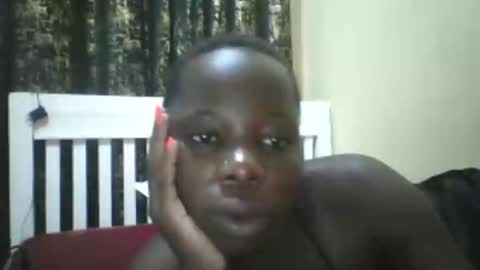 Snapshot of slim_petite_ebony chatting on 19, 2, 2025 slim_petite_ebony online show from 19, 2, 2025