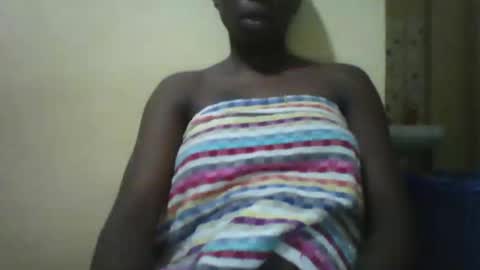 Snapshot of slim_petite_ebony chatting on 20, 2, 2025 slim_petite_ebony online show from 20, 2, 2025