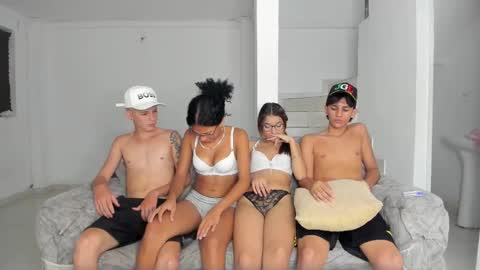 Snapshot of slim_work chatting on 10, 11, 2025 boy without tattoo Bryan -- with tatto Alan - New girl harper online show from 10, 11, 2025