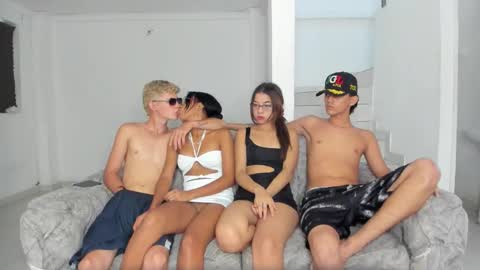 Snapshot of slim_work chatting on 12, 11, 2025 boy without tattoo Bryan -- with tatto Alan - New girl harper online show from 12, 11, 2025