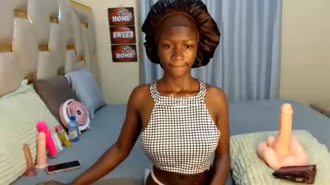slimqueenbae online show from 18, 7, 2026