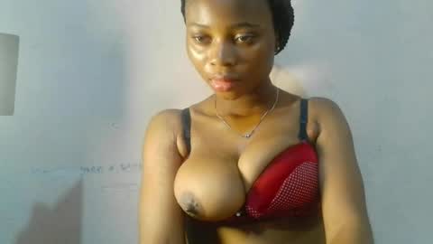 Slimslutty joicee online show from 1, 8, 2026