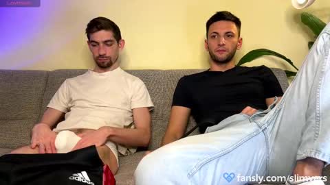 Snapshot of slimvers chatting on 7, 3, 2025 Art online show from 7, 3, 2025
