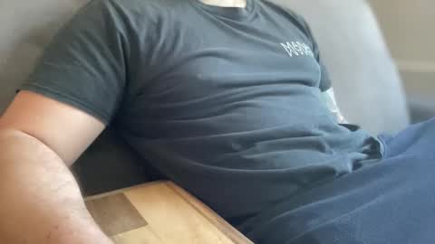 just chillin online show from 18, 11, 2025