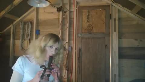 slutjennifertransxx online show from 5, 2, 2026