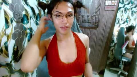 Snapshot of slutqueen_raz chatting on 21, 4, 2026 Raz online show from 21, 4, 2026