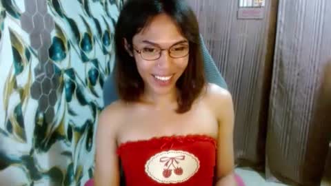 Snapshot of slutqueen_raz chatting on 25, 4, 2026 Raz online show from 25, 4, 2026