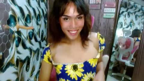 Snapshot of slutqueen_raz chatting on 12, 5, 2026 Raz online show from 12, 5, 2026