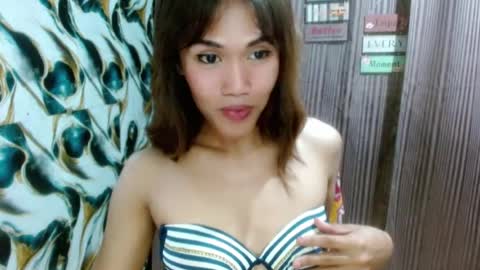 Snapshot of slutqueen_raz chatting on 24, 7, 2026 Raz online show from 24, 7, 2026