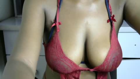 sluttx_choco online show from 18, 4, 2026