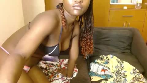 Snapshot of slutty_charmz chatting on 5, 2, 2026 Bree online show from 5, 2, 2026