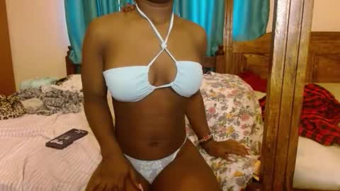 Snapshot of slutty_charmz chatting on 15, 2, 2026 Bree online show from 15, 2, 2026