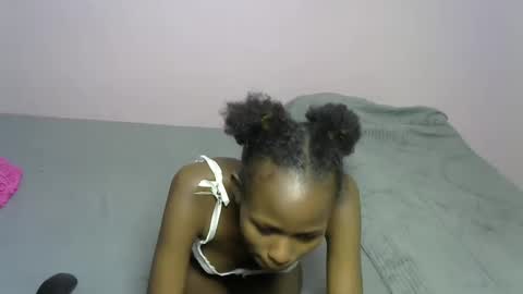 slutty_princess07 online show from 30, 1, 2025