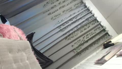 Snapshot of sluttychie chatting on 25, 1, 2025 CHIE CHIE online show from 25, 1, 2025