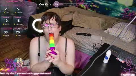 Faye online show from 24, 10, 2025