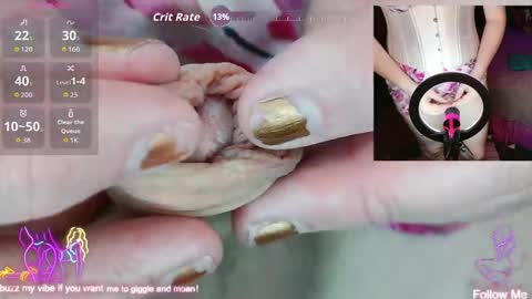 Snapshot of sluttyfrea chatting on 24, 5, 2026 Faye online show from 24, 5, 2026