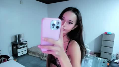 Snapshot of sluttykaye chatting on 20, 10, 2025 Fansly SluttyKaye -DONT FORGET TO FOLLOW AND THUMBS UP online show from 20, 10, 2025