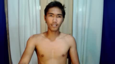 Snapshot of sluttymoreno_boy69 chatting on 5, 4, 2026 JAY online show from 5, 4, 2026