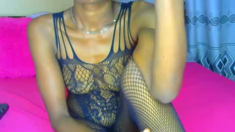 Sexyslutt online show from 6, 2, 2026