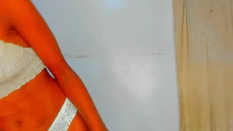Snapshot of sluttysam_ chatting on 17, 5, 2026 Sexyslutt online show from 17, 5, 2026