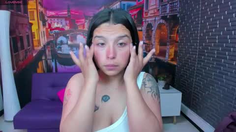 Snapshot of small__naughty chatting on 16, 3, 2026 Mariana Torres online show from 16, 3, 2026