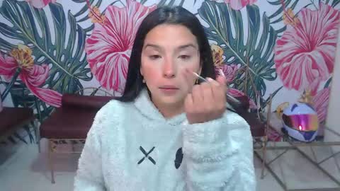 Snapshot of small__naughty chatting on 30, 4, 2026 Mariana Torres online show from 30, 4, 2026