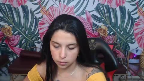 Snapshot of small__naughty chatting on 15, 5, 2026 Mariana Torres online show from 15, 5, 2026